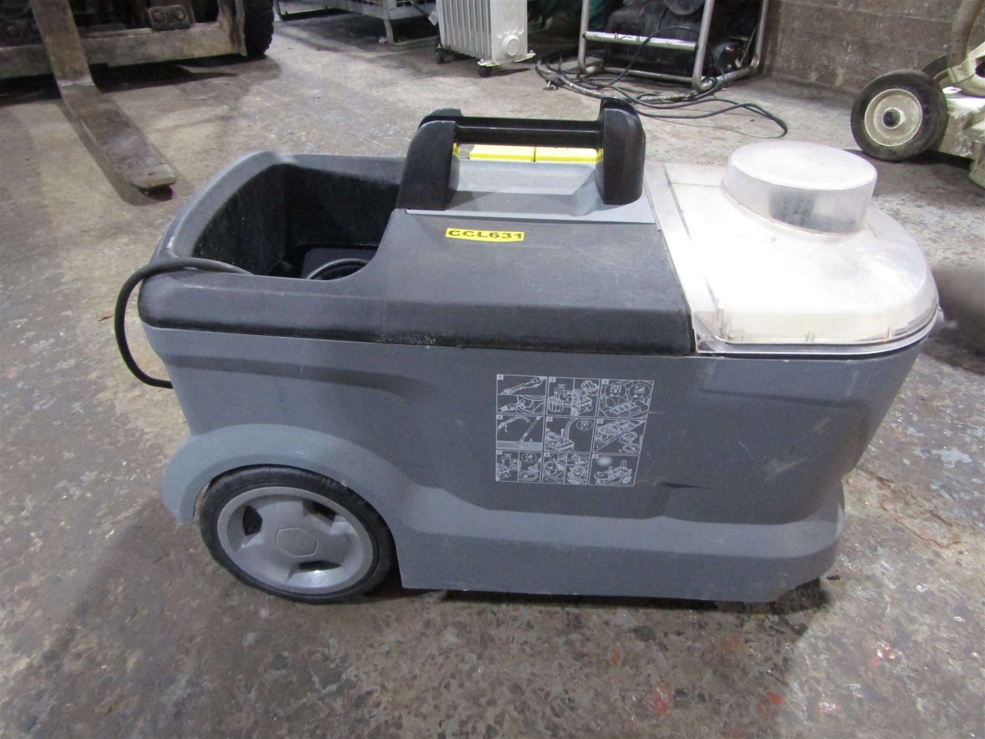 240v INDUSTRIAL CARPET CLEANER [Direct Hire Co.]