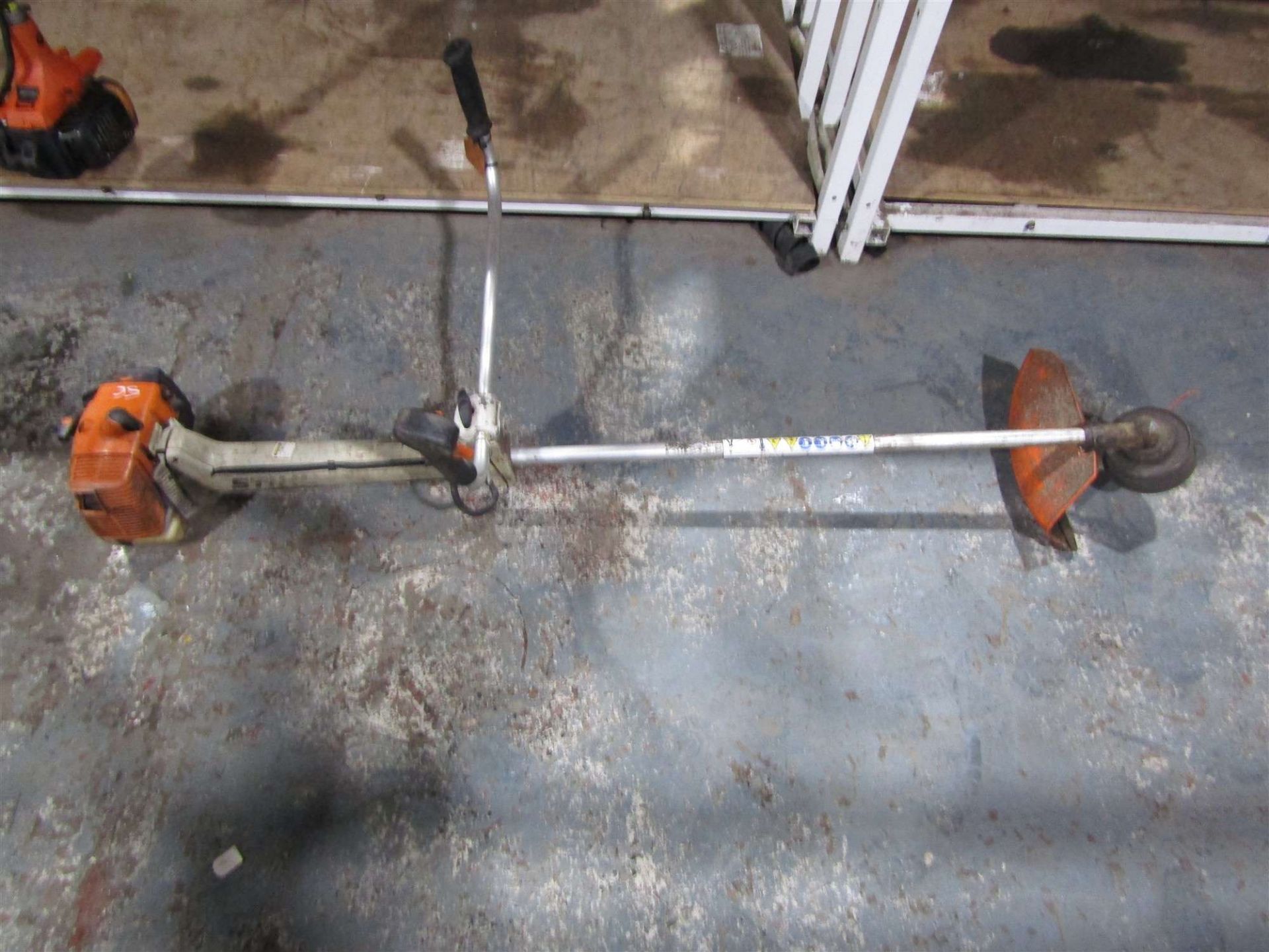 STIHL FS300 STRIMMER (DIRECT COUNCIL)