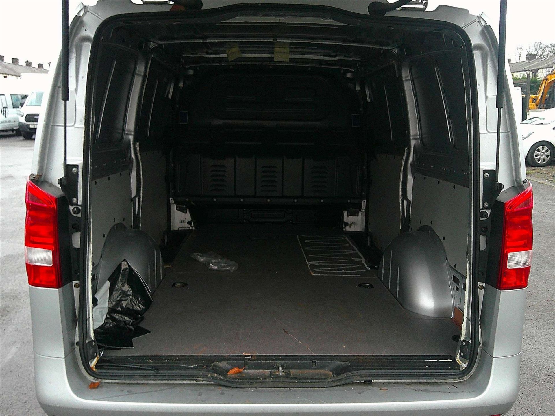 2019 19 REG MERCEDES VITO 116 SPORT BLUETEC (NO VAT) - Image 5 of 7
