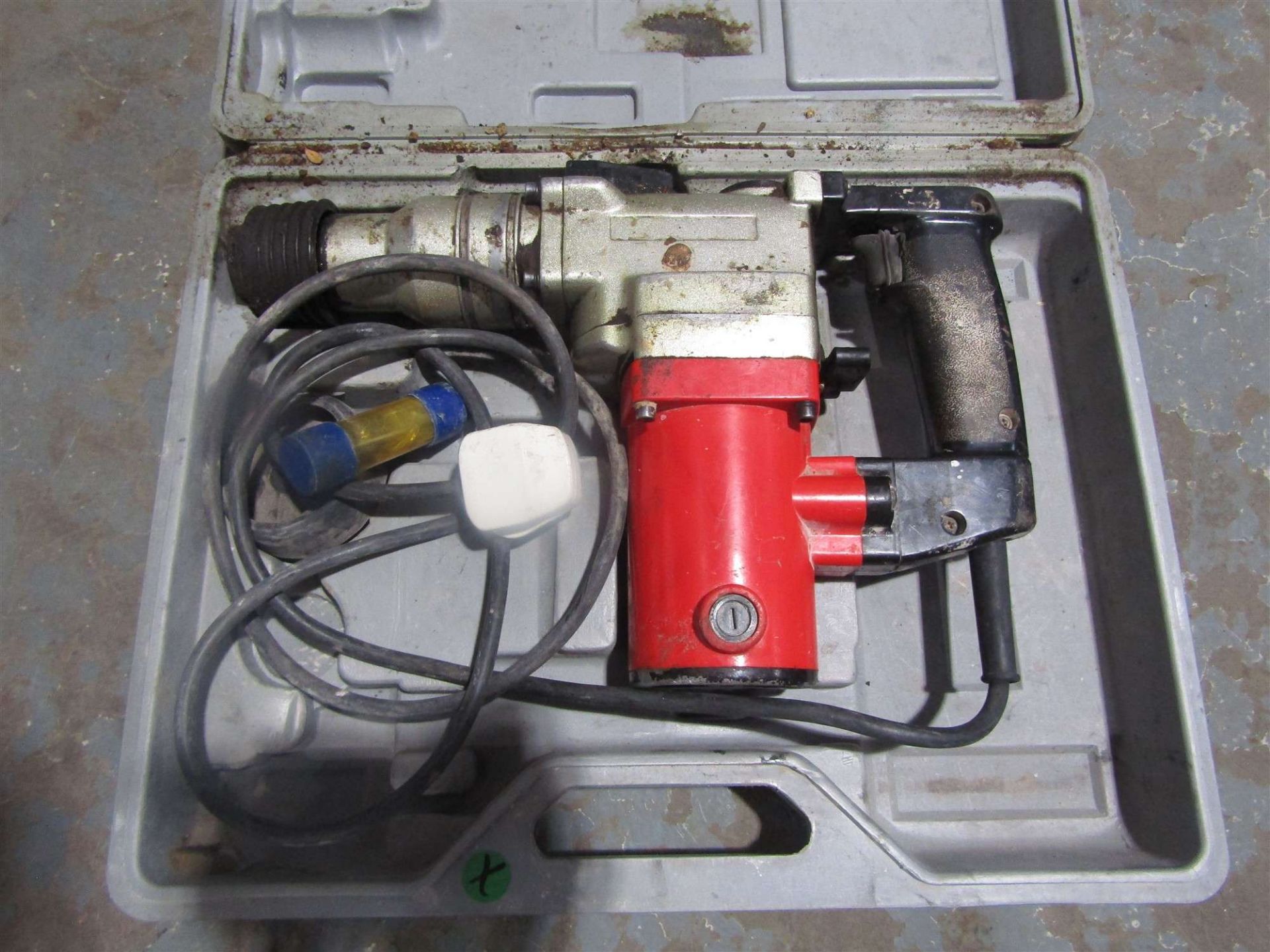 ROTARY HAMMER DRILL IN CASE