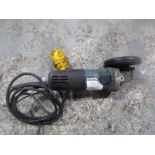MAKITA 5" ANGLE GRINDER 110V
