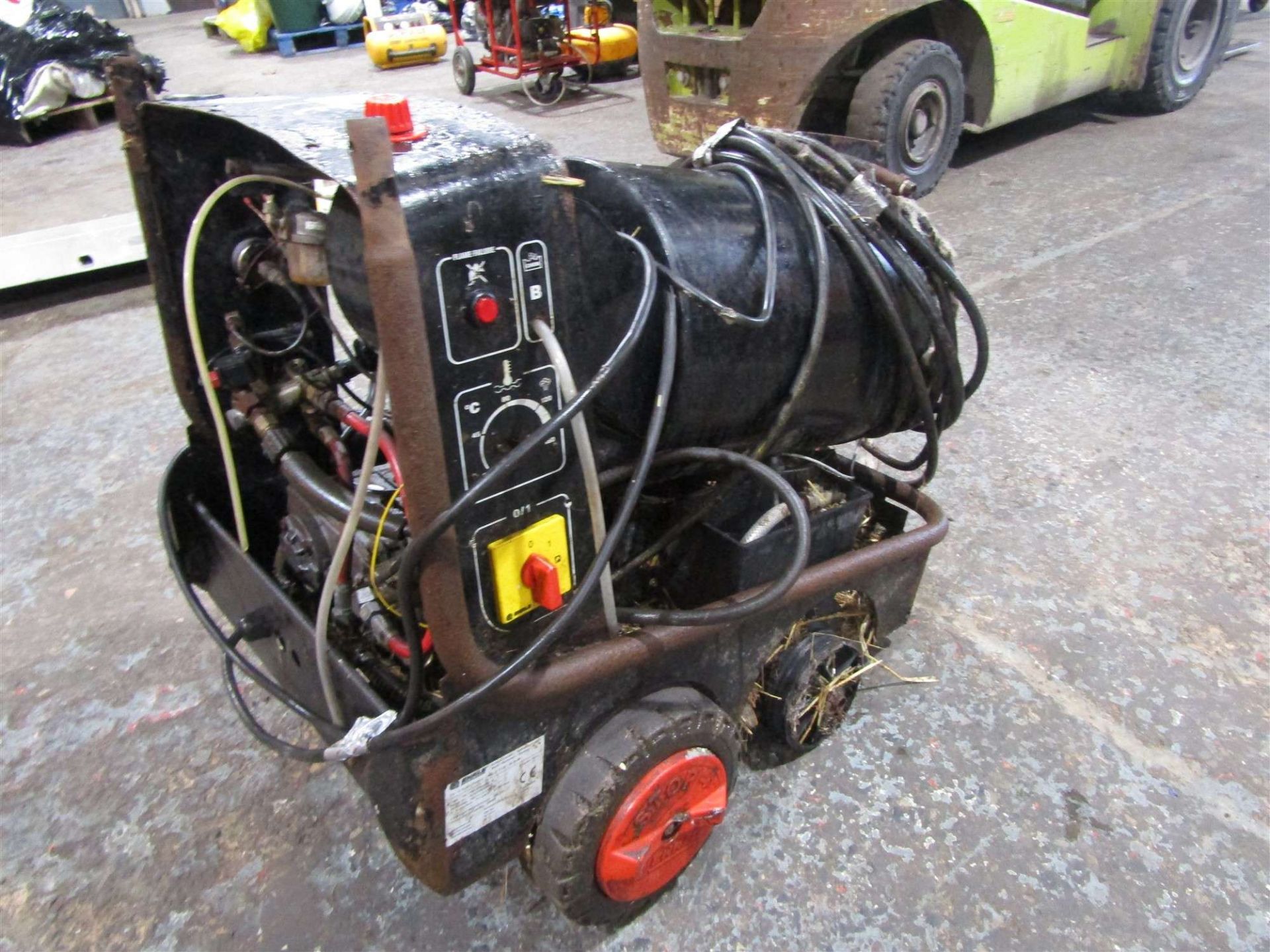 EHRLE COMMERCIAL HOT/COLD STEAM CLEANER C/W LANCE & HOSE - Image 2 of 2