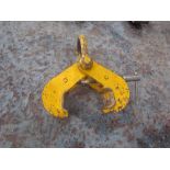 UNIVERSAL BEAM CLAMP
