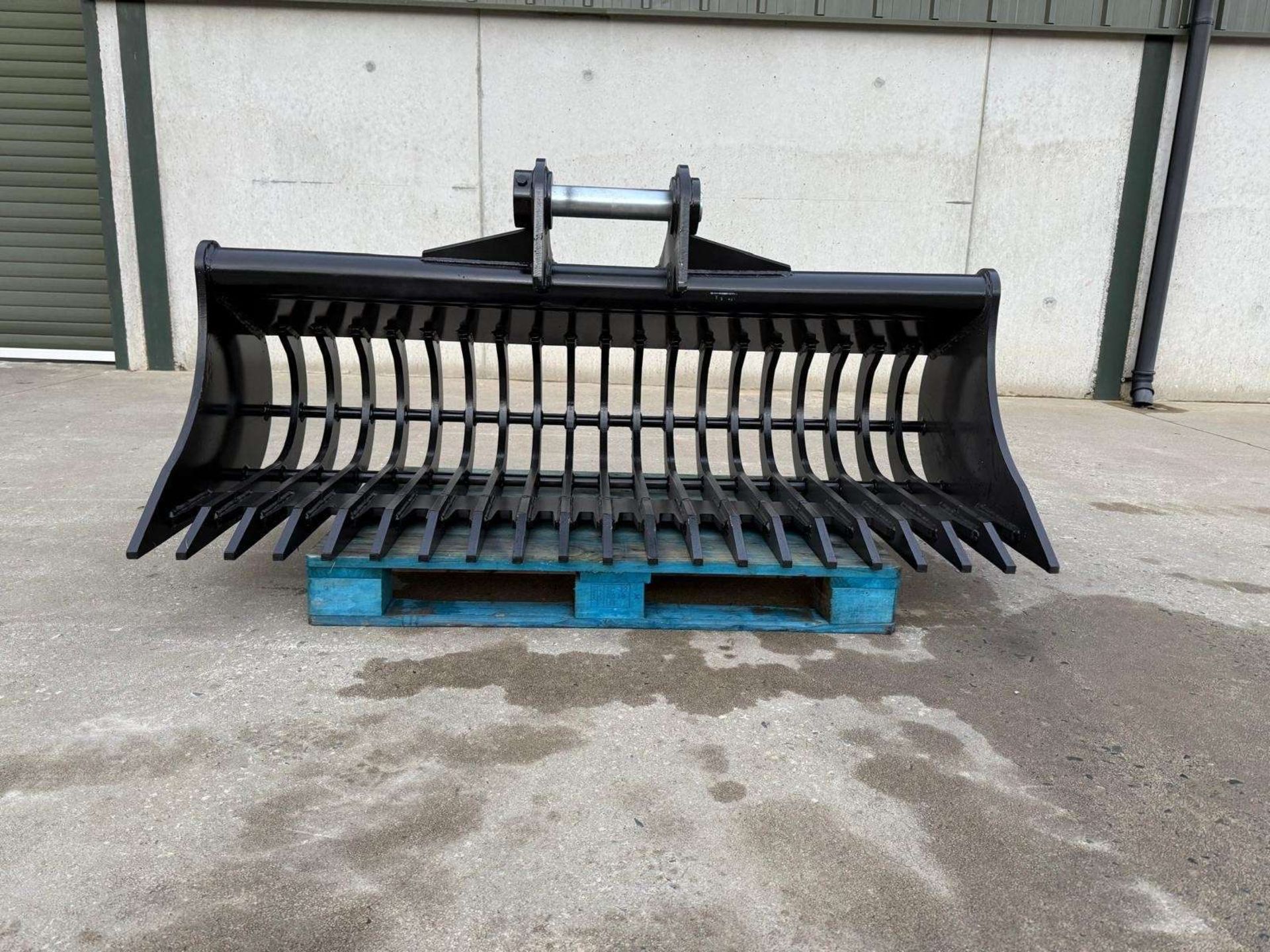 NEW RAKE RIDDLE BUCKET TO SUIT 14T MACHINE WITH 65MM PINS