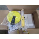 4 X 100V RETRACTABLE CABLE REELS C/W LIGHT