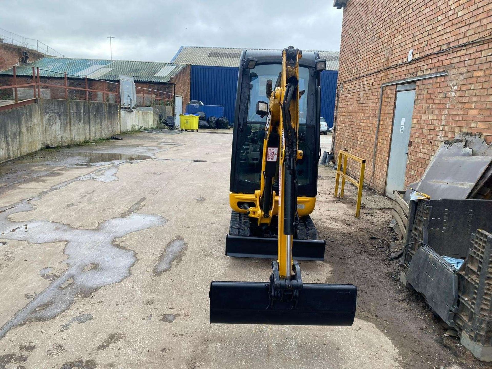 2012 JCB 8018 CTS 1.8 MINI DIGGER C/W 2 BUCKETS (SOLD OFF SITE - CHESHIRE) - Image 4 of 4