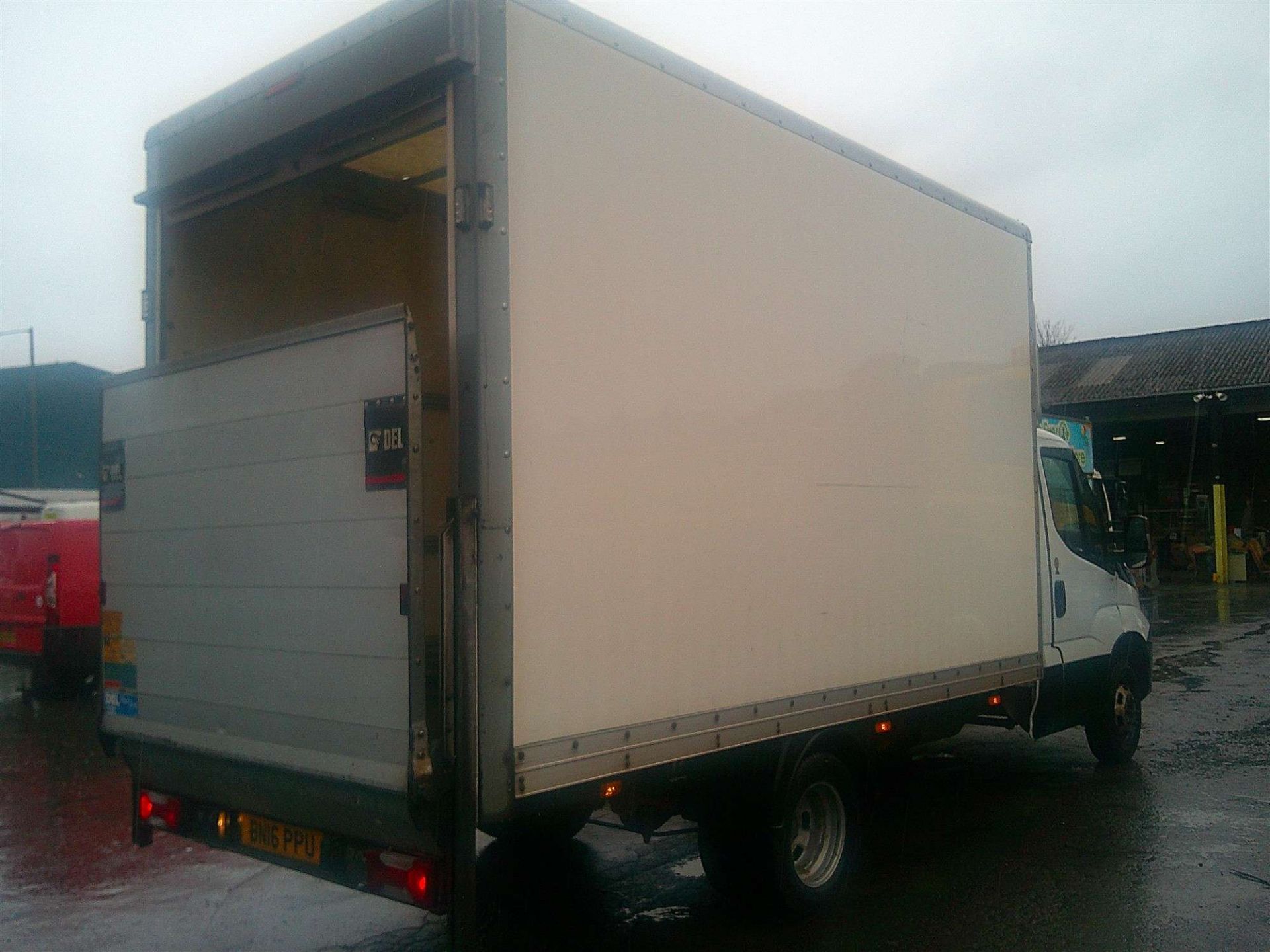 2016 16 IVECO DAILY BOX VAN (DIRECT COUNCIL) - Image 3 of 7