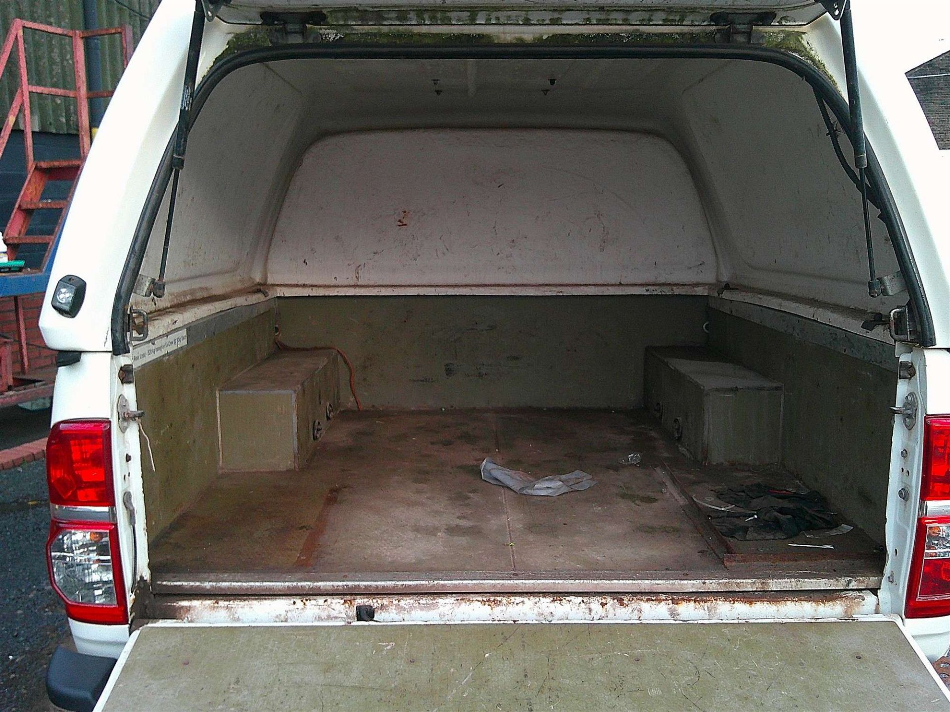 2015 65 REG TOYOTA HILUX ACTIVE DOUBLE CAB PICK UP 4WD - Image 6 of 7