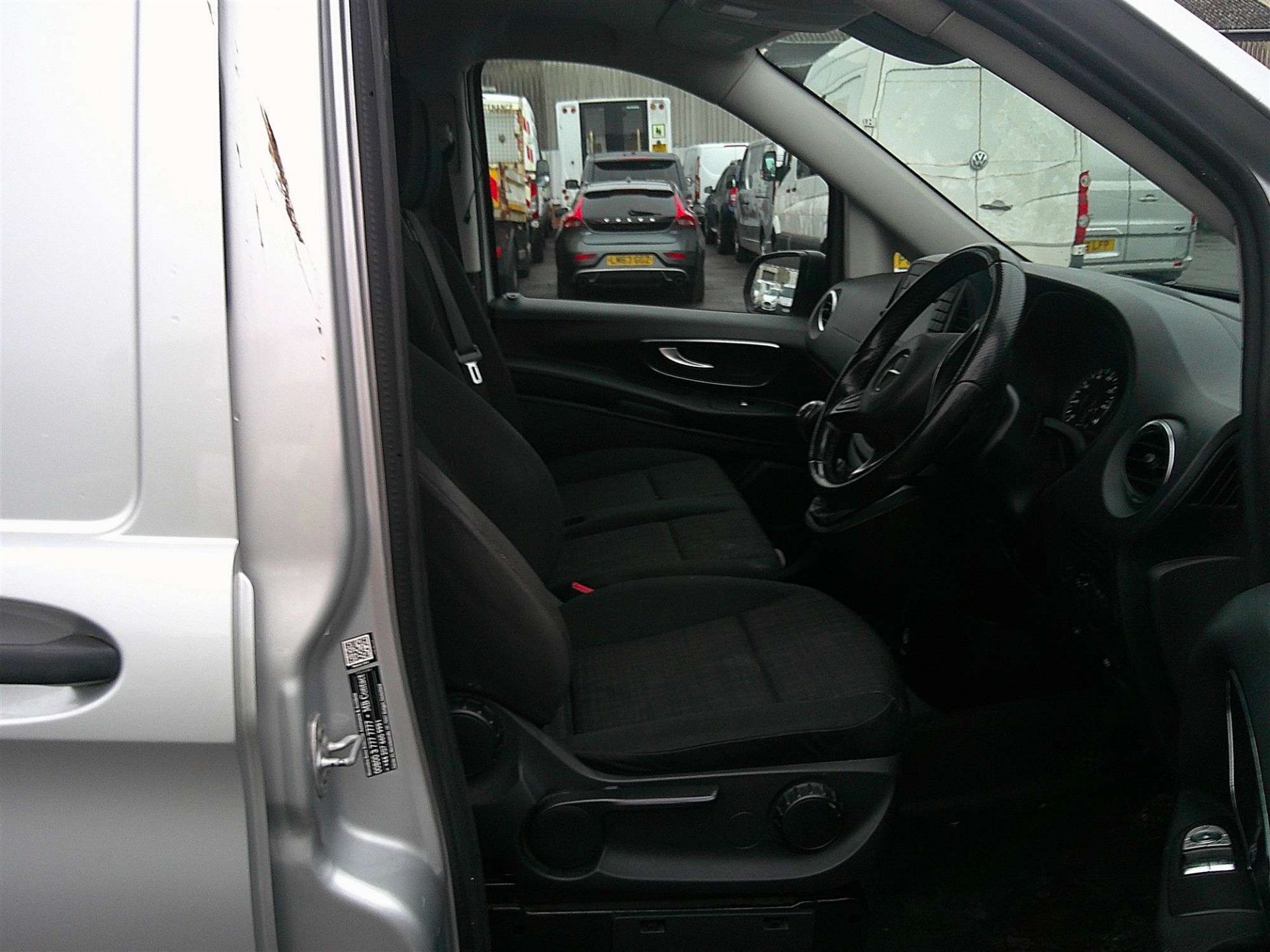 2019 19 REG MERCEDES VITO 116 SPORT BLUETEC (NO VAT) - Image 6 of 7