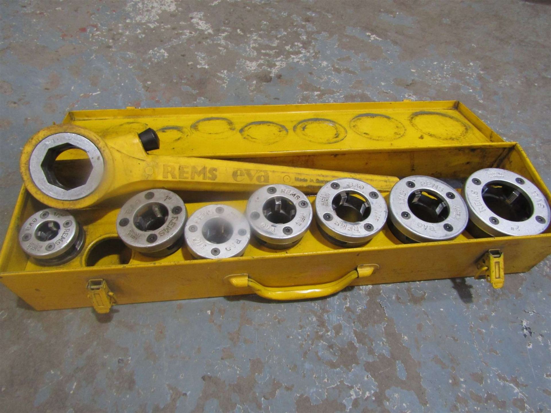 2" PIPE THREADER HANDSTOCK [Direct Hire Co.]