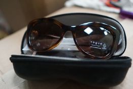 1 x pair of Vogue sunglasses, model: V05515 - new (C11D)