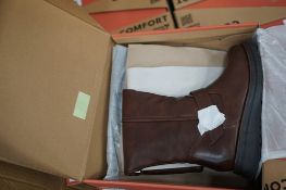 2 x pairs of Heavenly feet, Rubymae2 boots, size 6 - new in box (E floor)