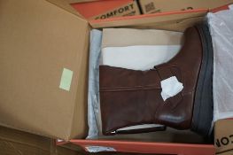 2 x pairs of Heavenly Feet, Rubymae2 boots, size 5 - new in box (E floor)