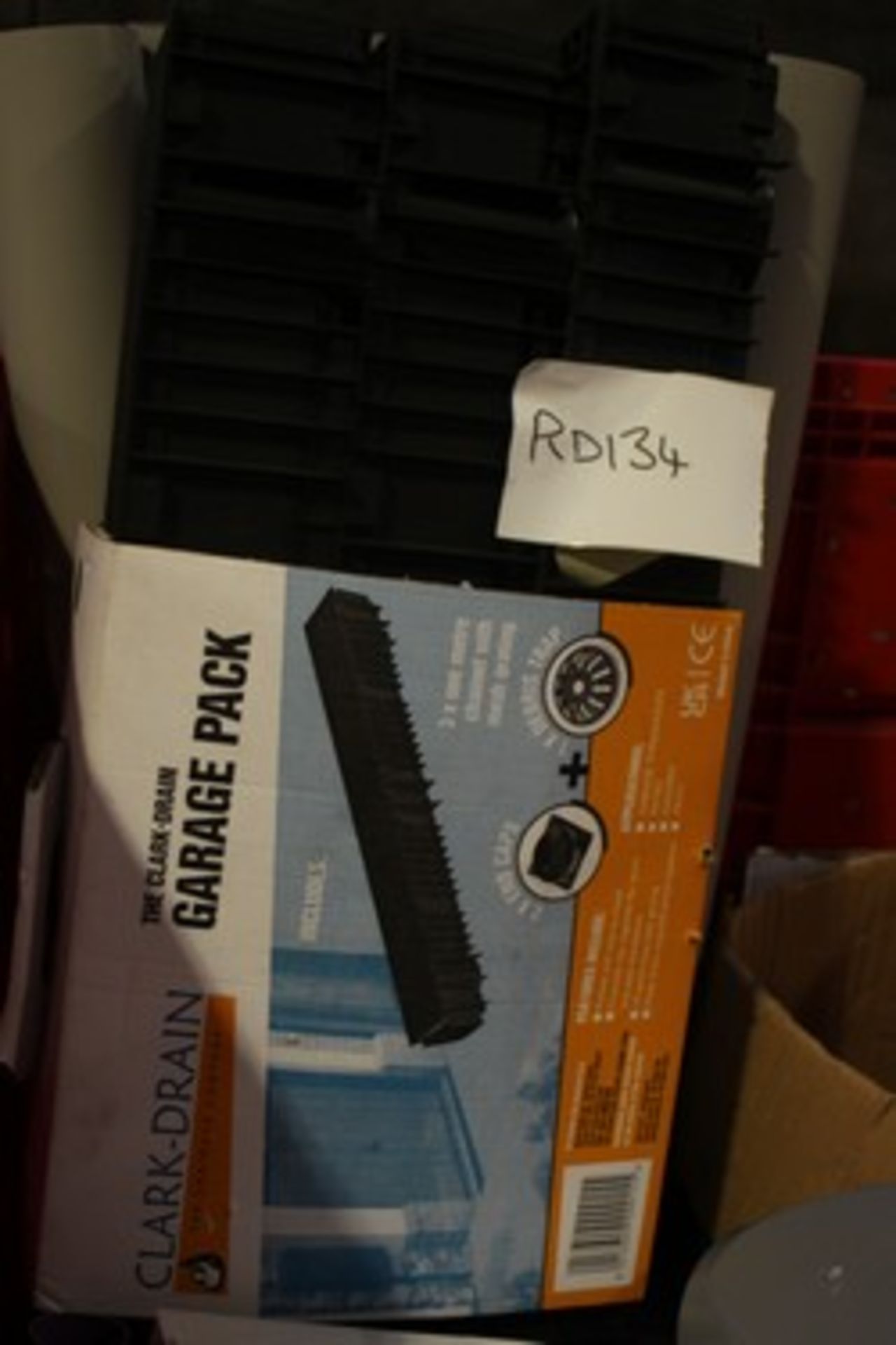 A magnum of drainage products, including 1 x pack of 3 Clark drain garage pack, pipe clips, - Image 2 of 9