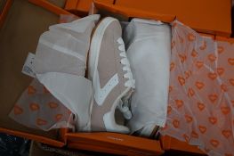 15 x pairs of Rocket Dog footwear, various styles and sizes - new in box (E floor)