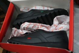 3 x items of footwear, comprising 1 x Kickers, Kick Low M Core, size EU44, 1 x pair Soulcal & Co.