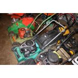 A Qualcast XSZ46E-SD 46cm self propelled petrol ro