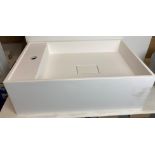 Ceramic single tap hole wash basin in matt white,