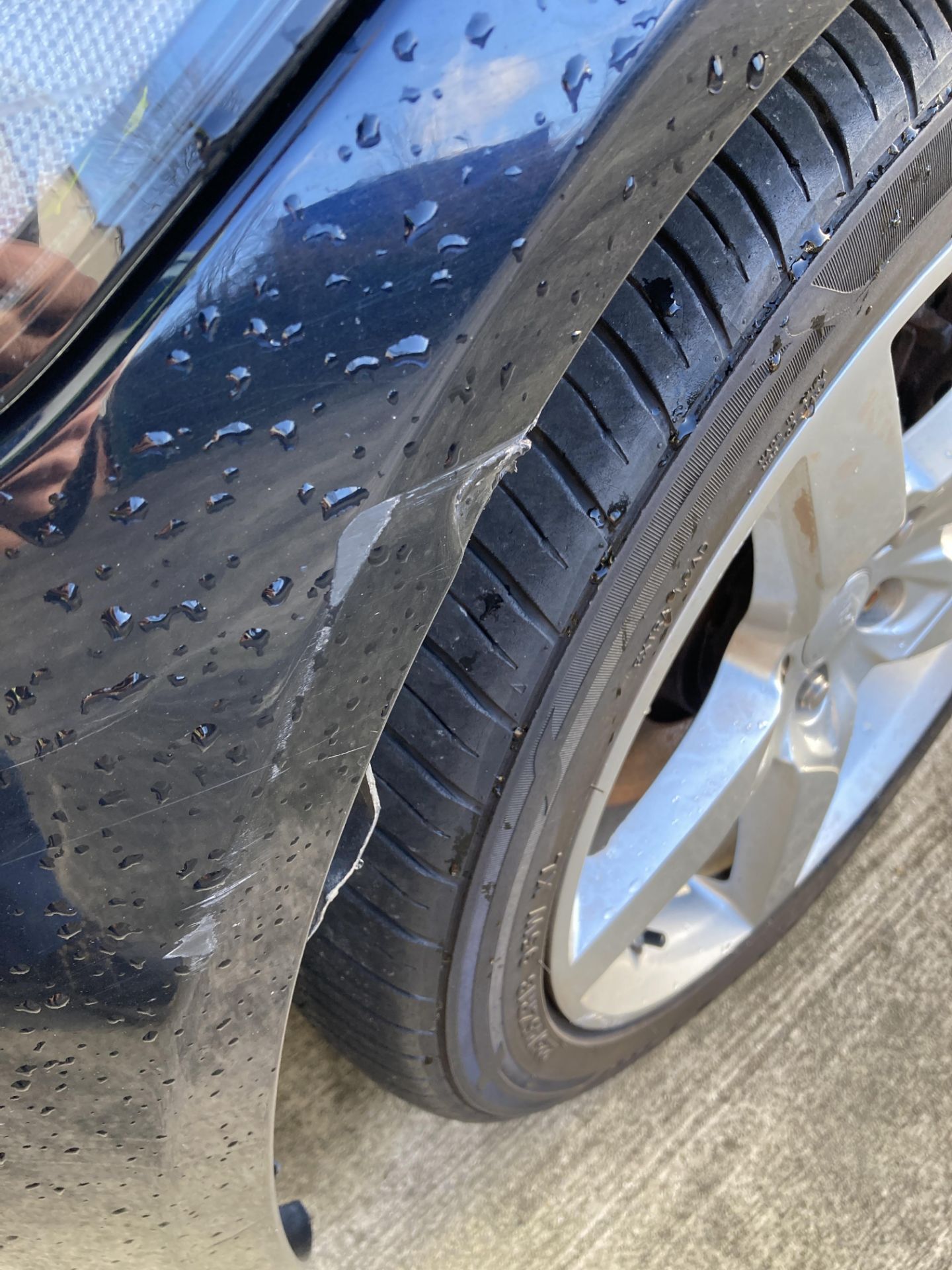 JAGUAR 2.0 XER R-SPORT I AUTOMATIC 4 DOOR SALOON - Petrol - Black. - Image 12 of 14