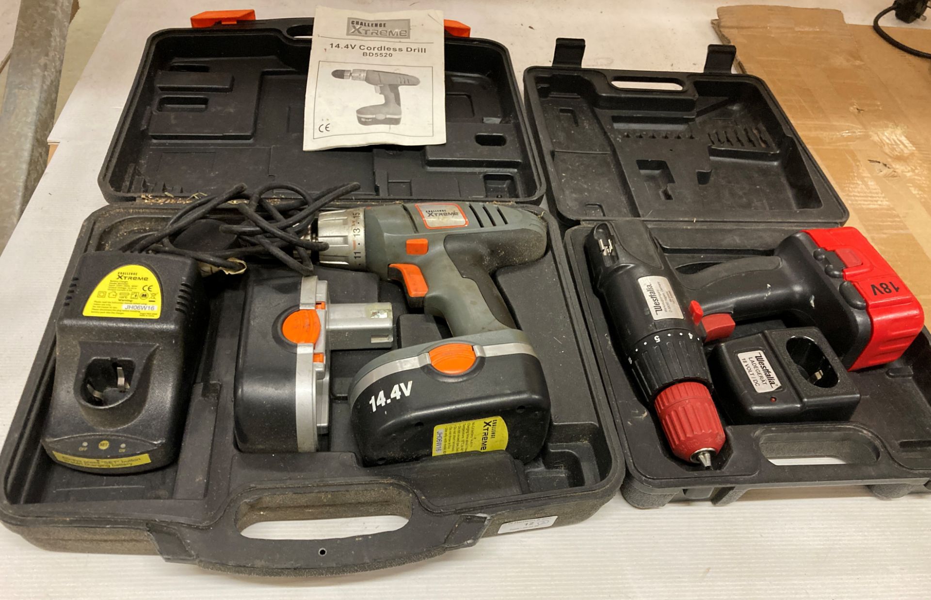 2 x items a Challenge Xtream 14.