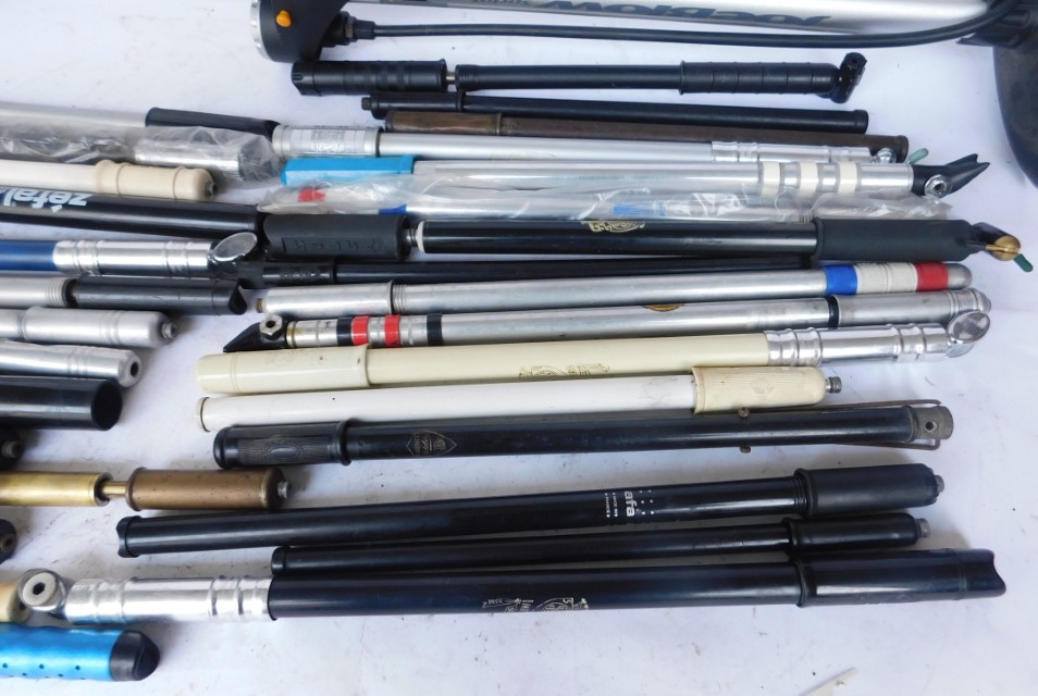 Various bicycle pumps, including Joe Blow Sprinter pump, bike pump, Zefal bike pumps, etc. (a - Image 3 of 7