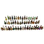 Miniature bottles of alcohol, to include whisky, Glenfiddich, Salignac, various other spirits,