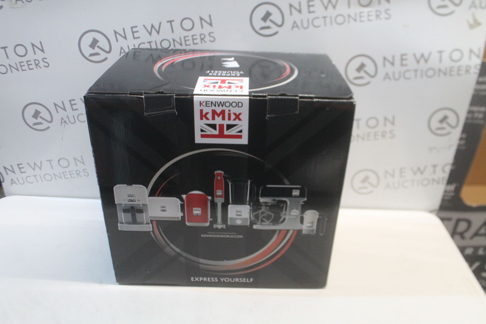 1 BOXED KENWOOD KMIX STAND MIXER MODEL KMX750AAB RRP Â£299