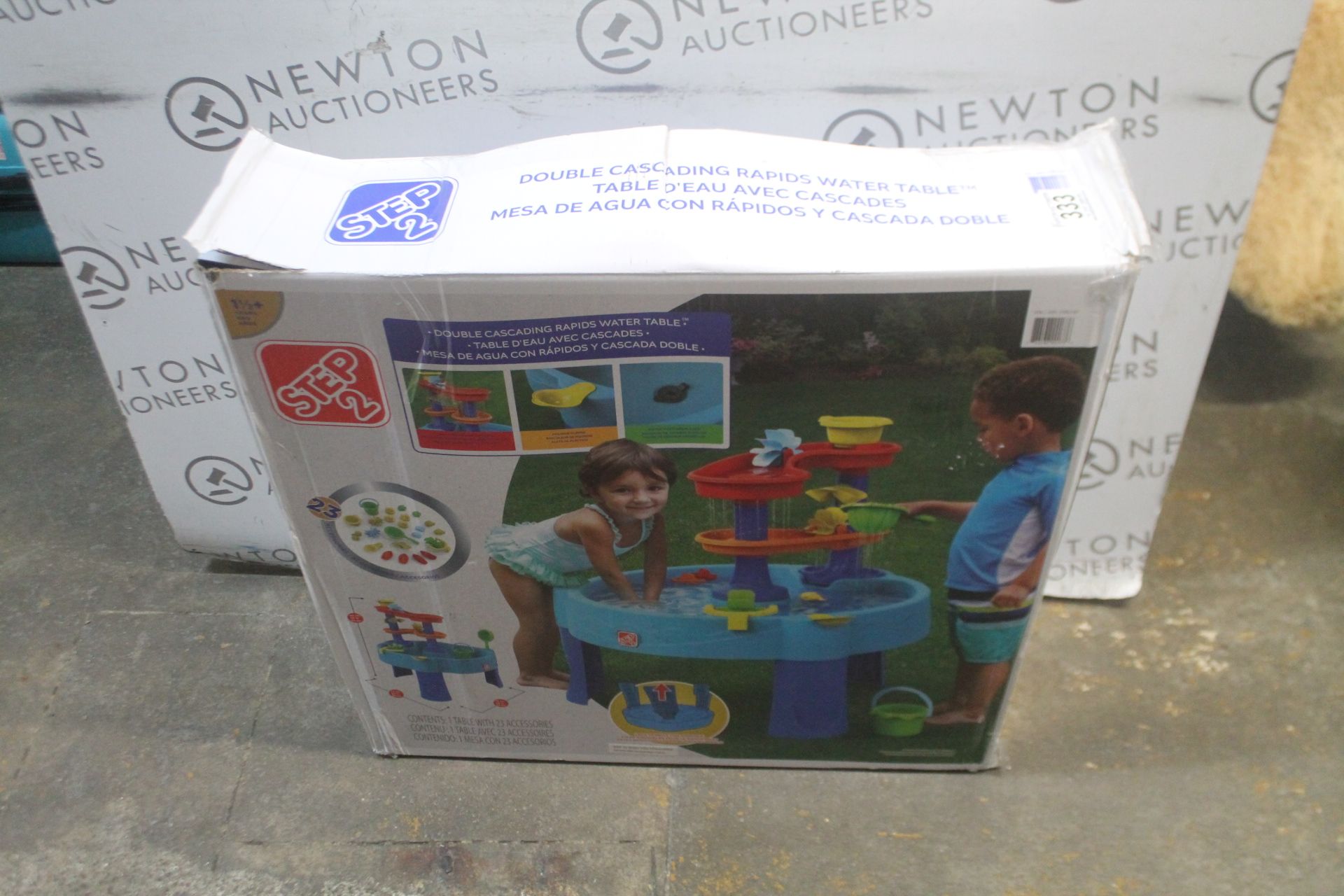 1 BOXED STEP2 DOUBLE SHOWERS SPLASH WATER TABLE RRP Â£54.99