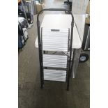 1 COSCO 3 TREAD FOLDING STEP STOOL RRP Â£39