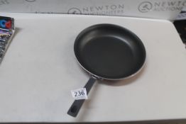 1 TRAMONTINA FRYING PAN RRP Â£29