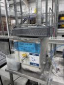 Thisisa' cleaning bath