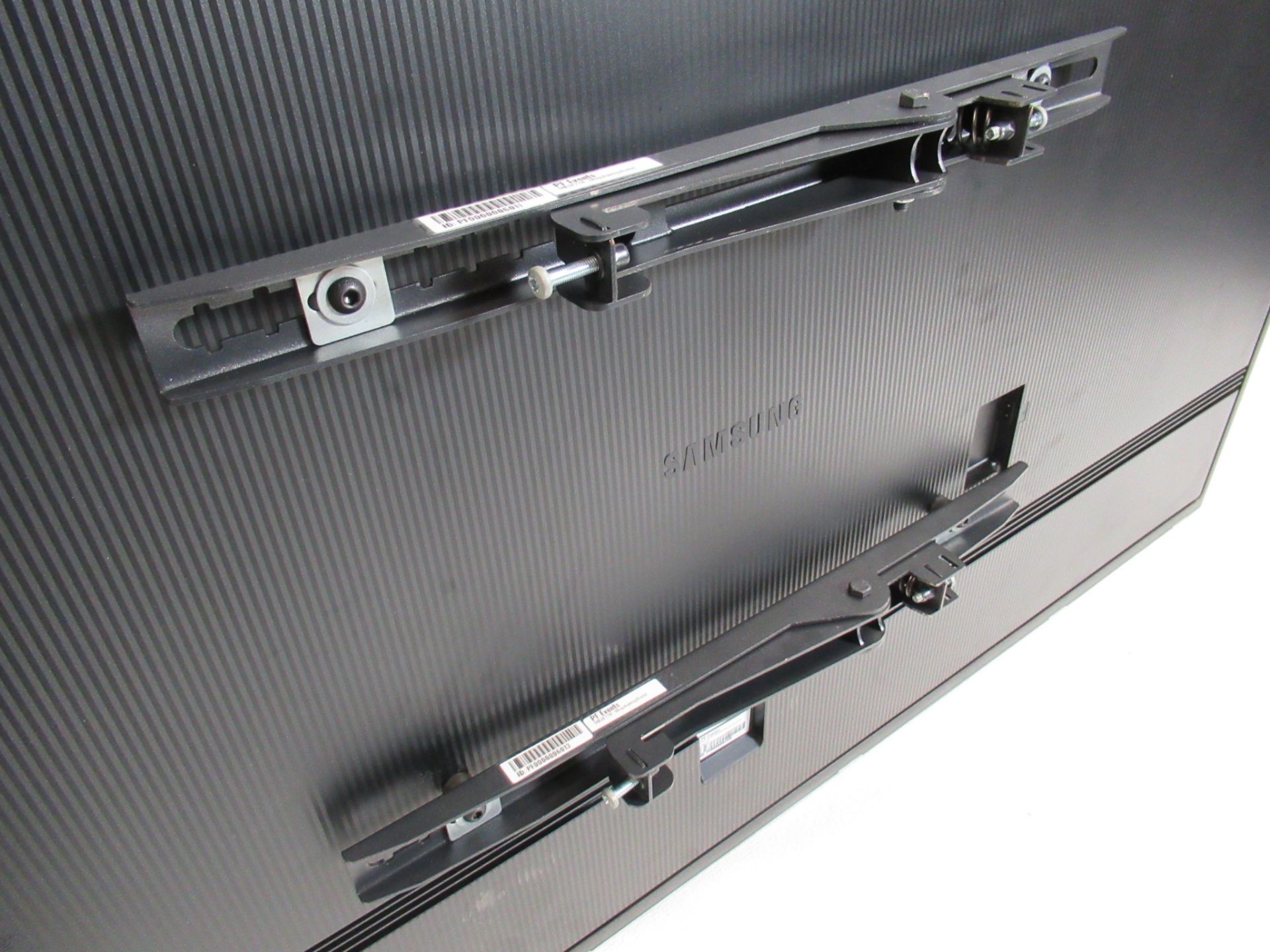 Samsung QB65C QBC Series - 65" LED-backlit LCD display - Crystal UHD 4K - Image 7 of 11