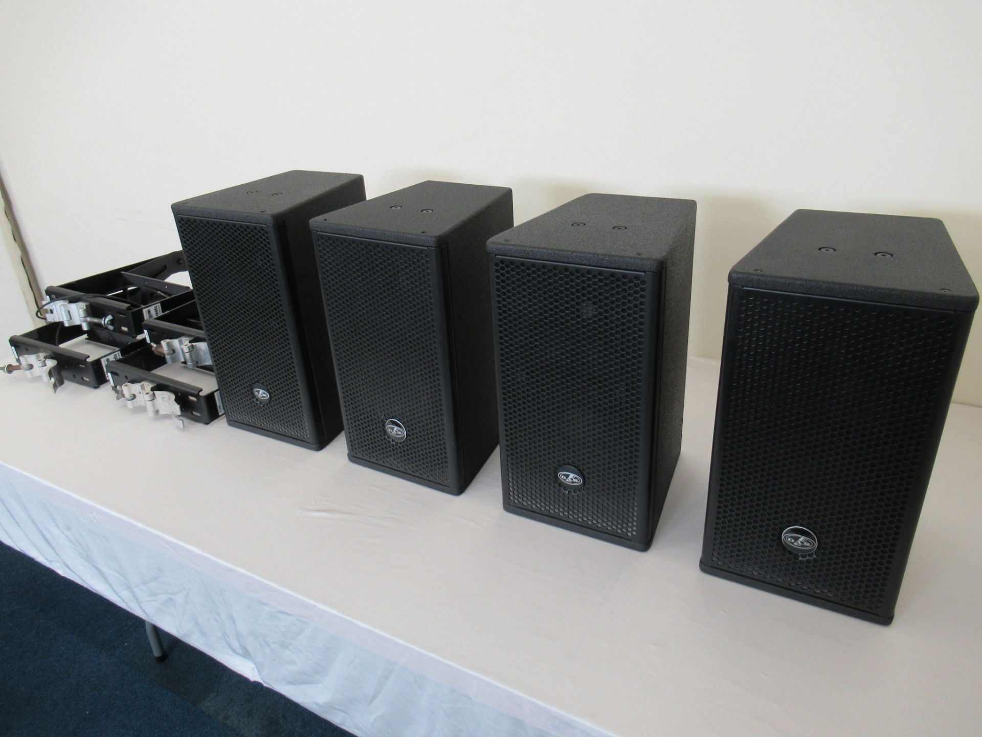 (4) DAS Audio Artec-508 Black Speakers