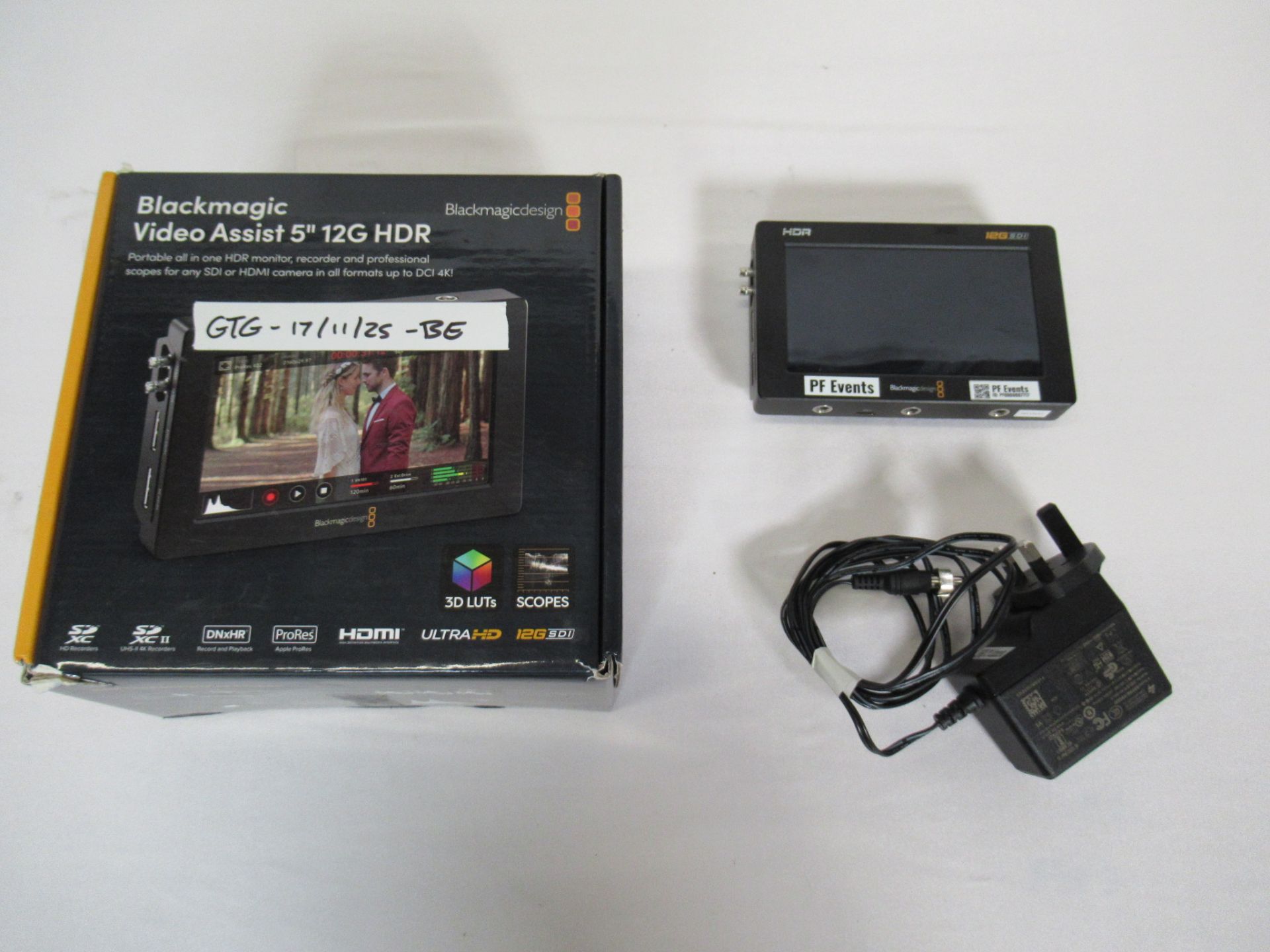 Blackmagic Design Video Assist 12G HDR 5" Field Monitor-Recorder