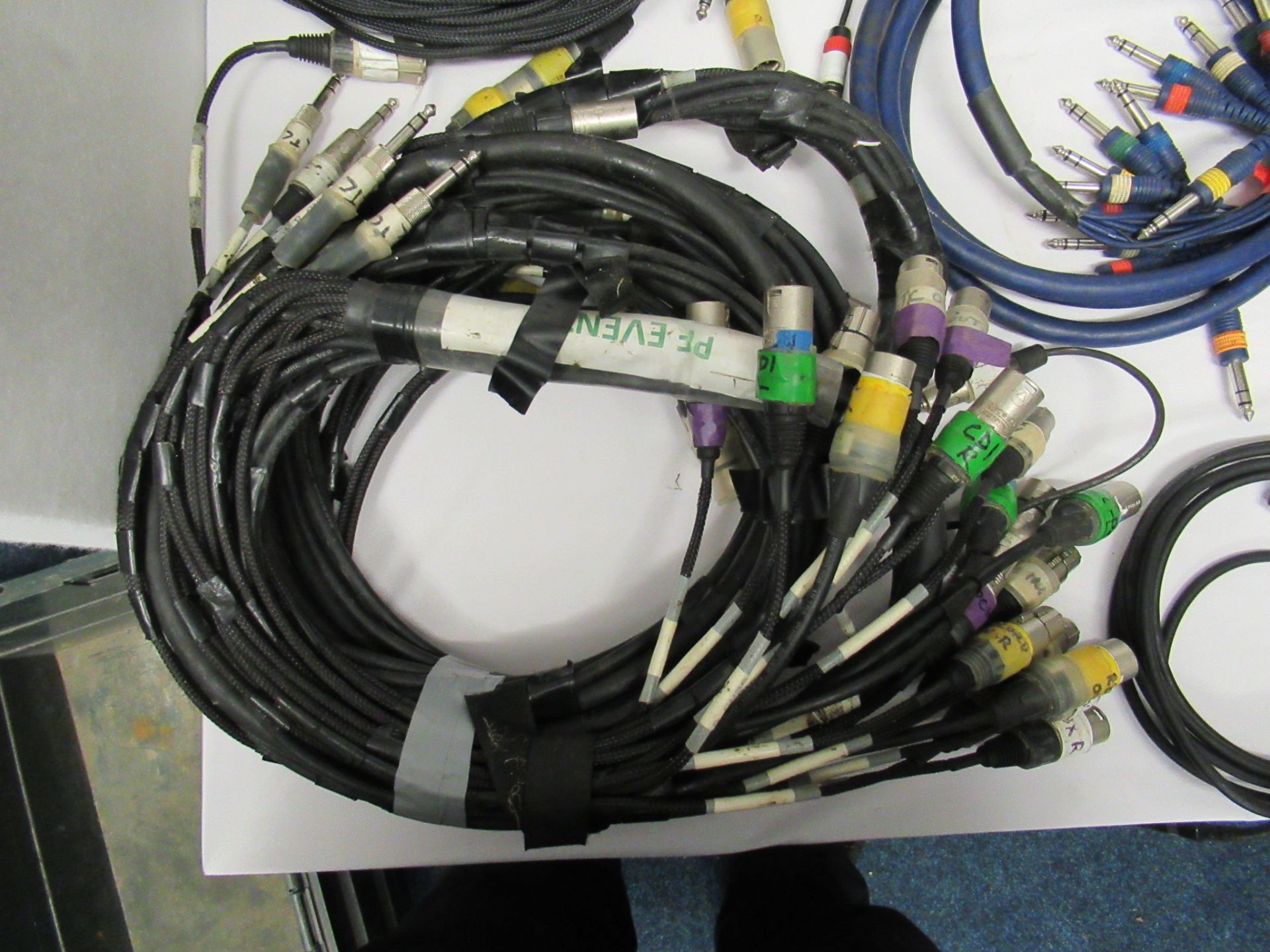 Quantity of insert looms and 1/4" jack looms - Image 2 of 9