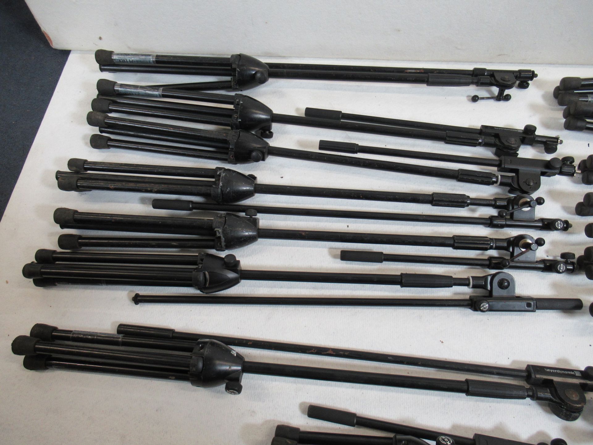 (16) Assorted boom tripod microphone stands - Image 3 of 8
