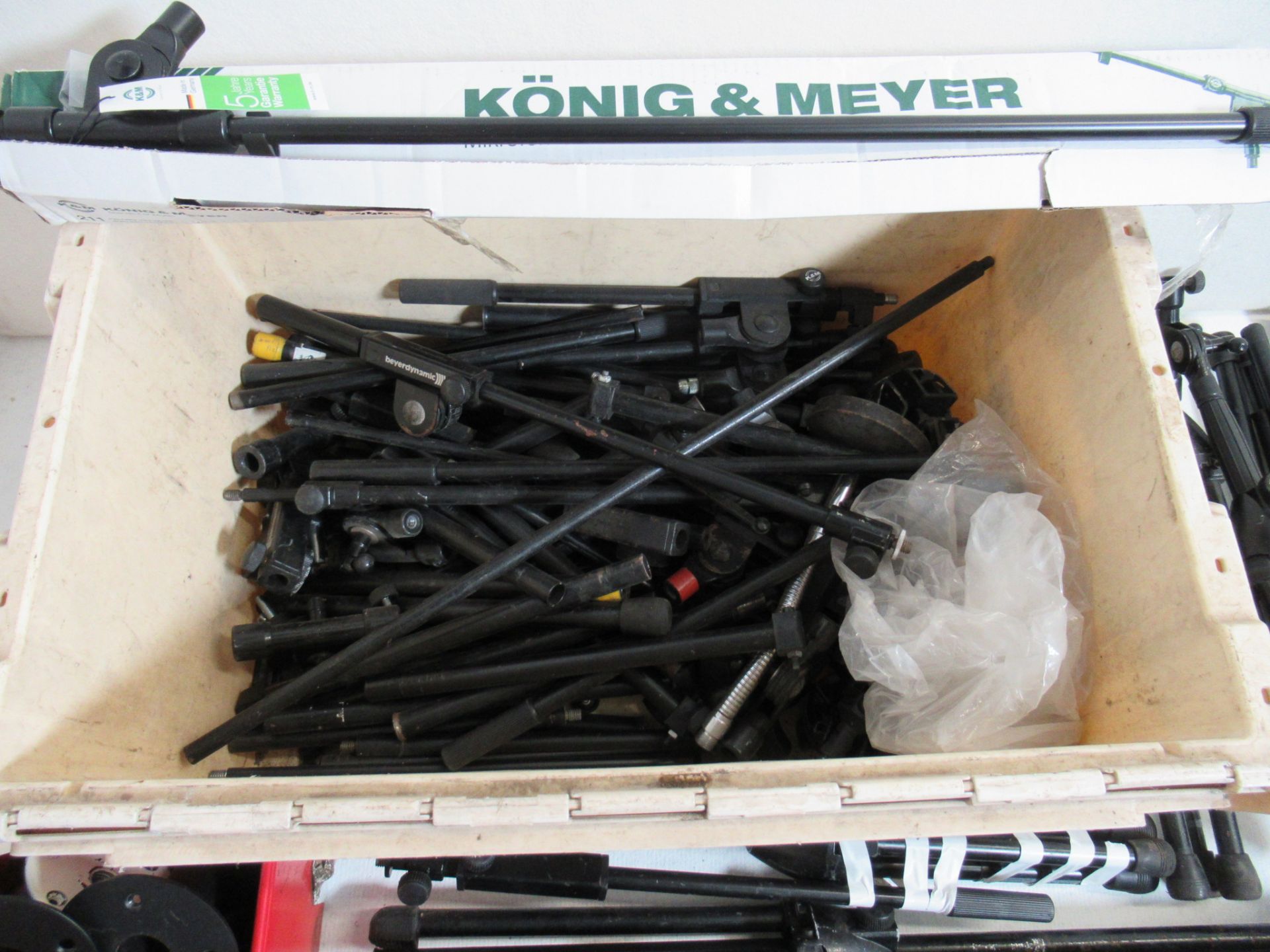 Assorted K&M microphone stands and parts for spares - Image 3 of 8