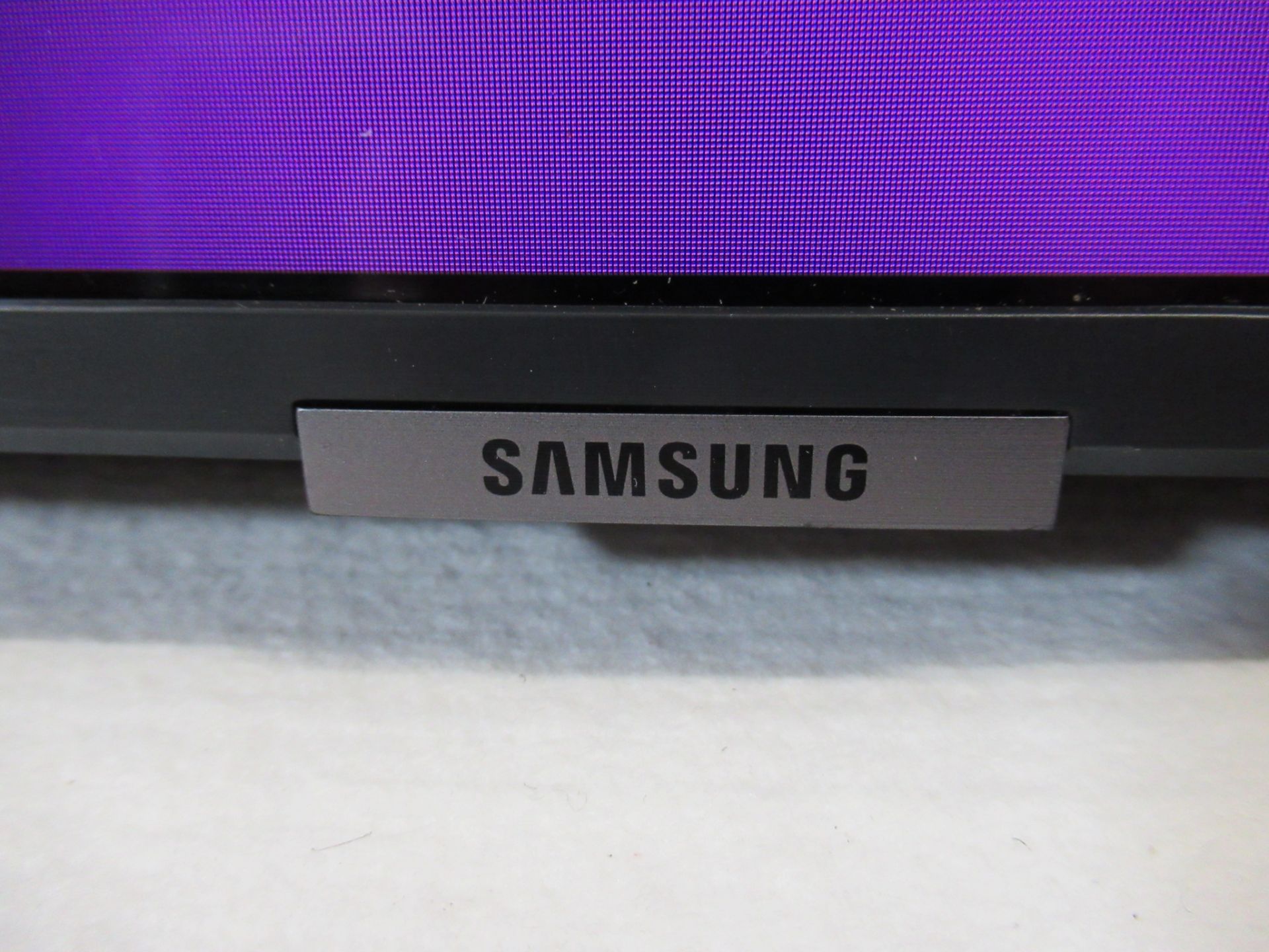 (2) Samsung BE55A-H BEA-H Series - 55" LED-backlit LCD TV - 4K - Image 2 of 19