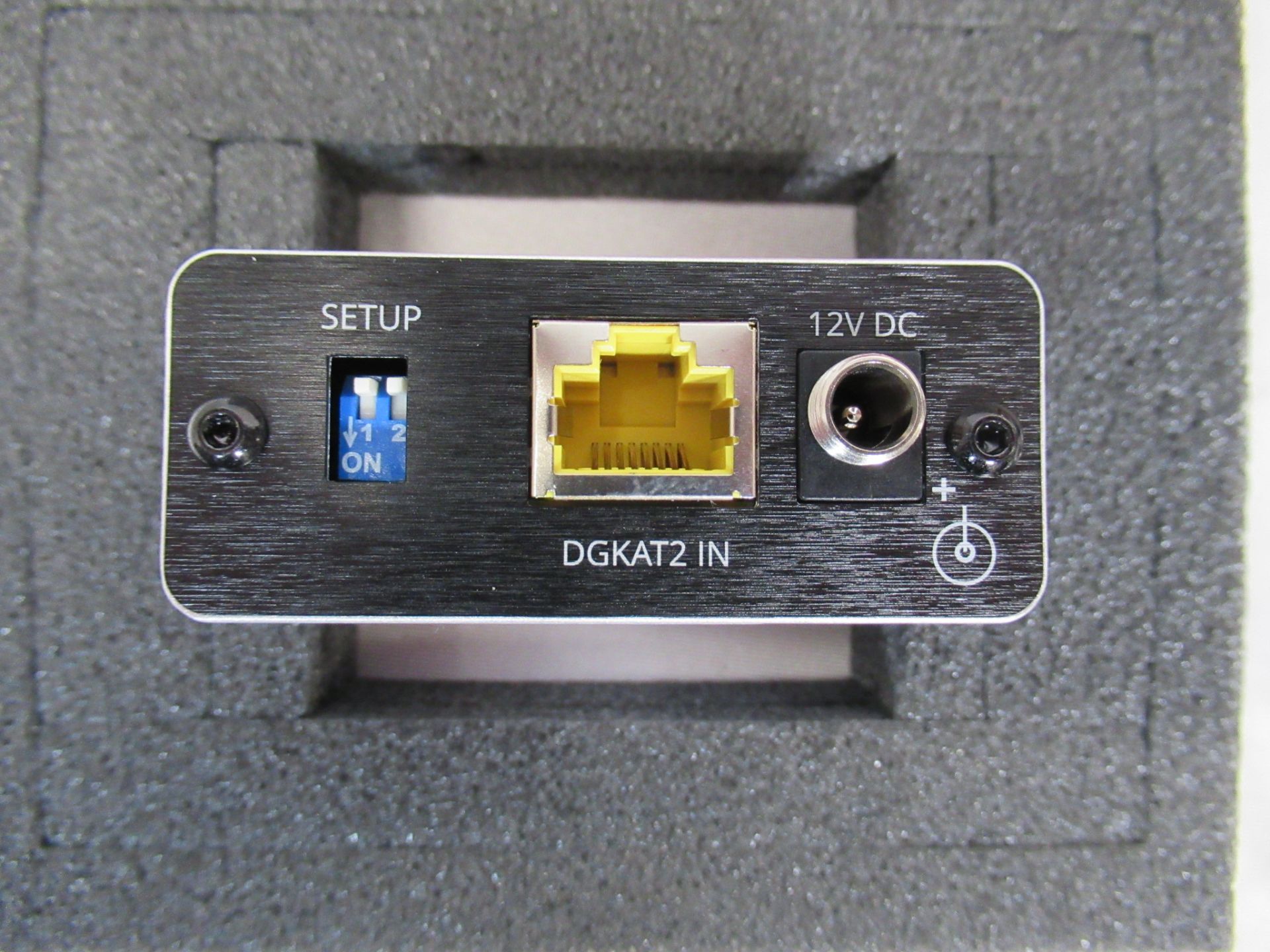 (2) Kramer PT-872XR HDMI 4K line receivers (unused) - Image 4 of 11