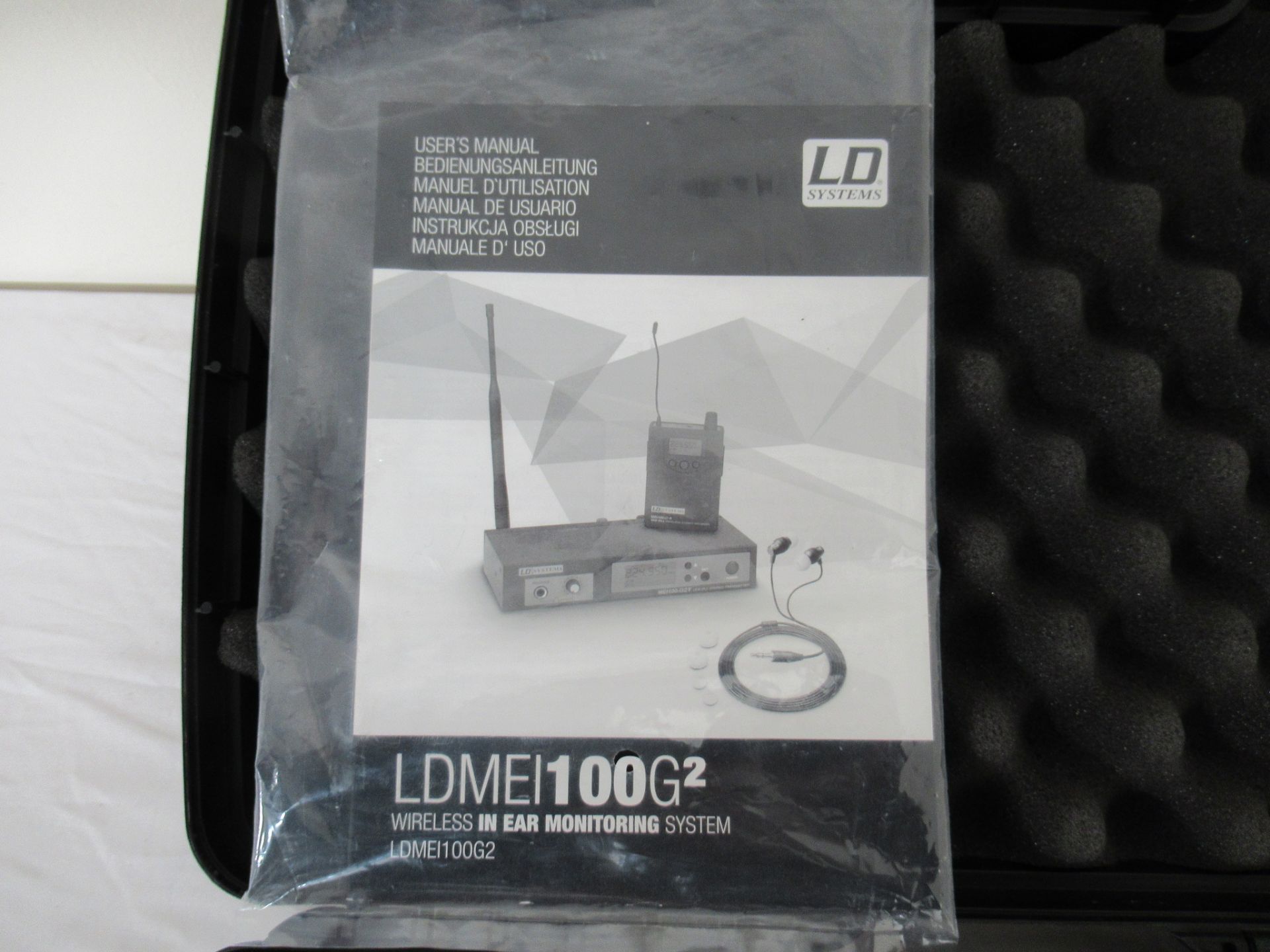 LD Systems MEI100G2 In-Ear Monitoring System - Image 3 of 14