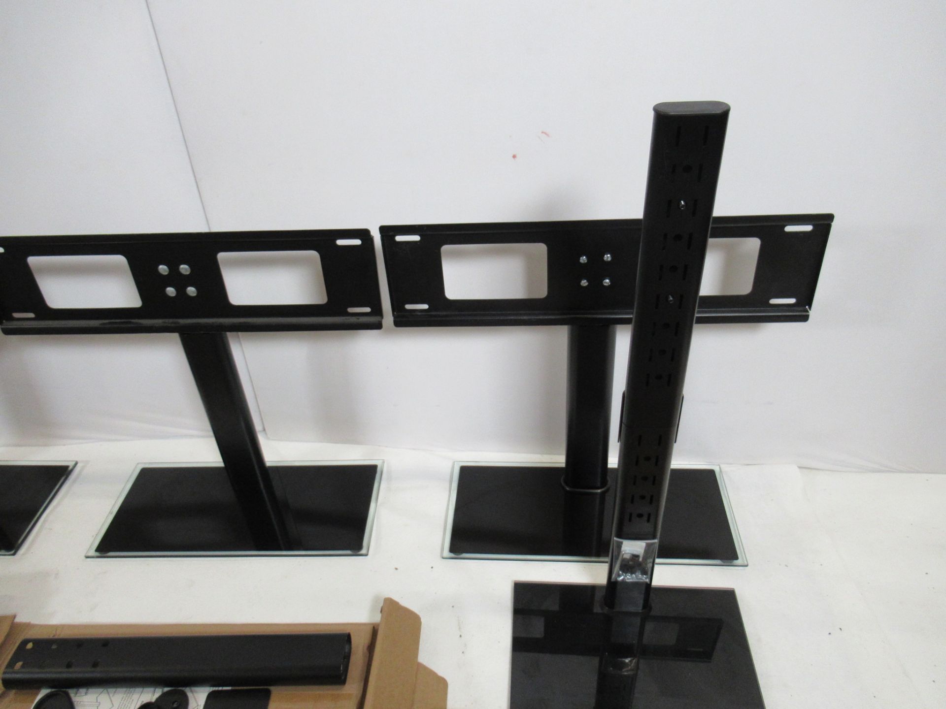 (7) Home Design universal table top TV stand with tempered glass with components - Image 11 of 12