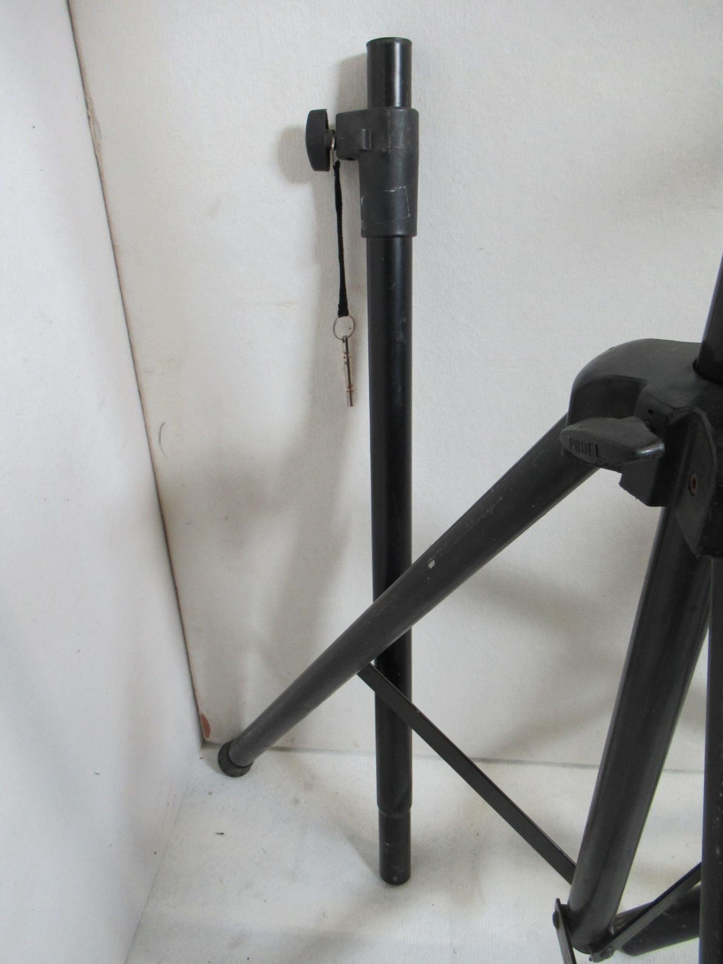 (5) Assorted black telescopic tripod speaker stands - Image 6 of 7
