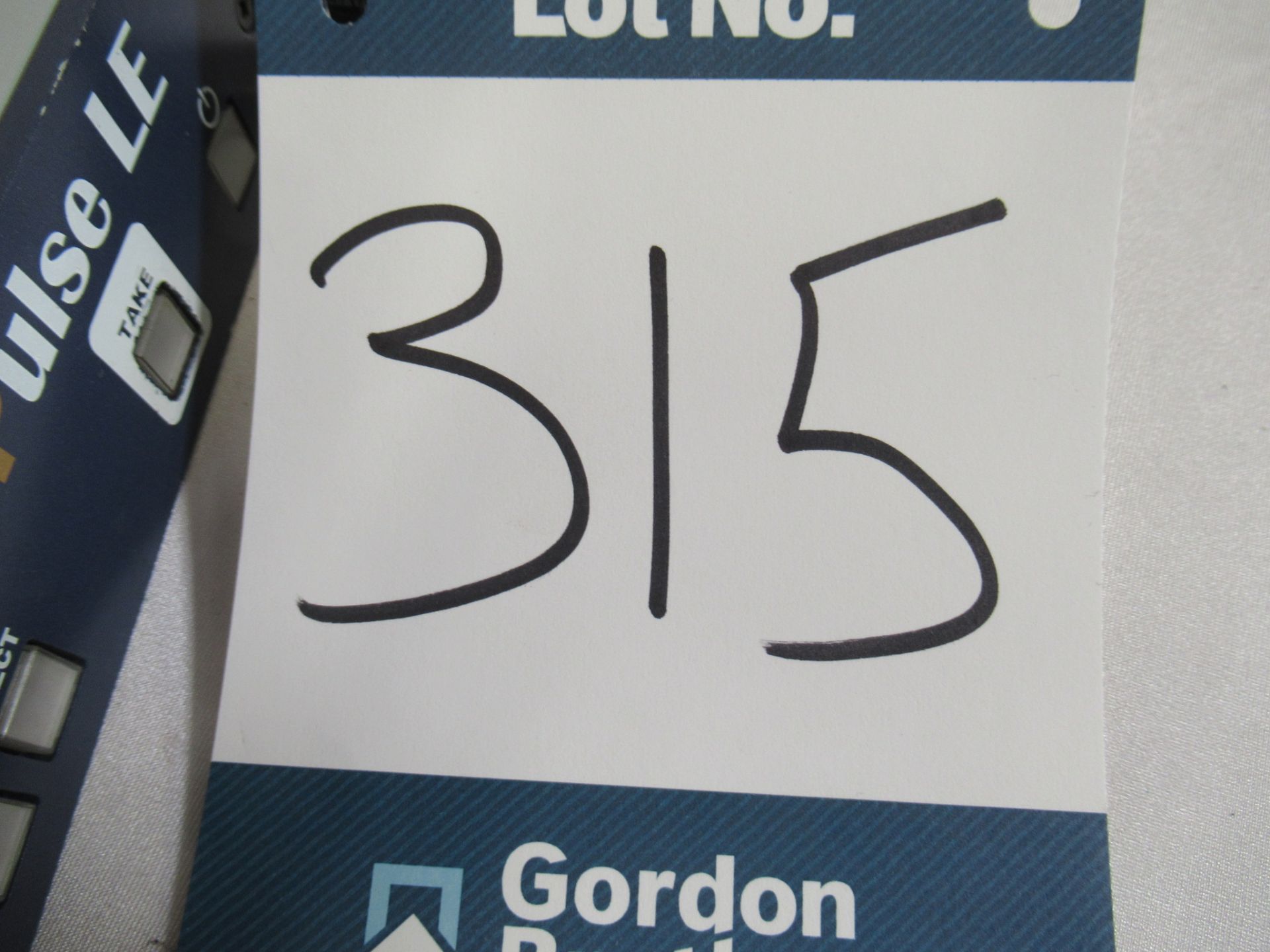 Analog Way Pulse LE PLS200 Dual Scaler Mixer Switcher - Image 9 of 9