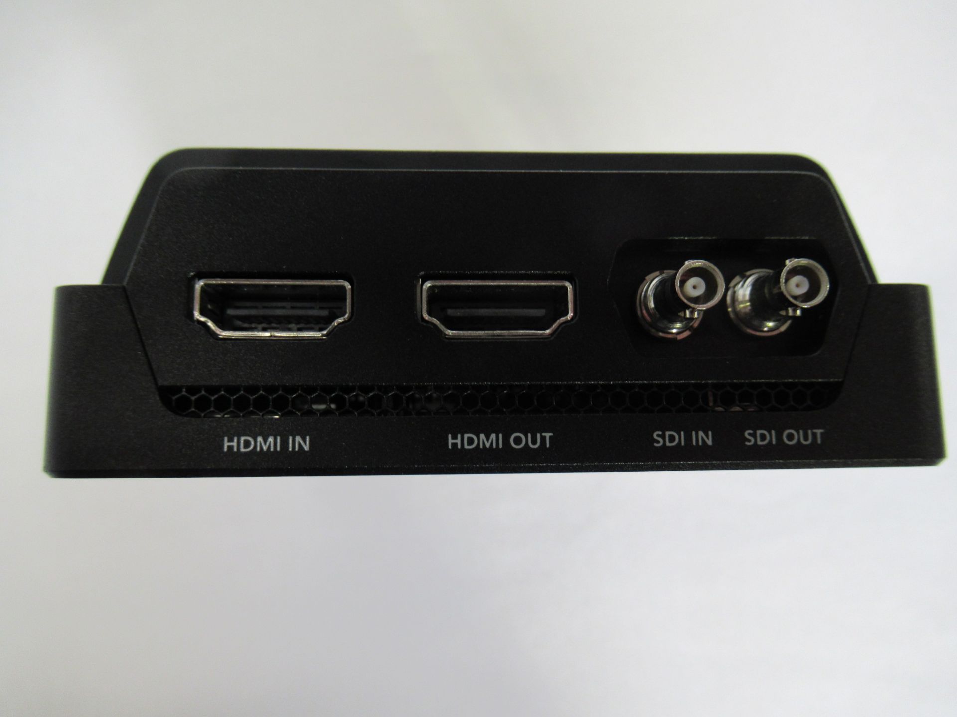 Blackmagic Design Video Assist 12G HDR 5" Field Monitor-Recorder - Image 9 of 16