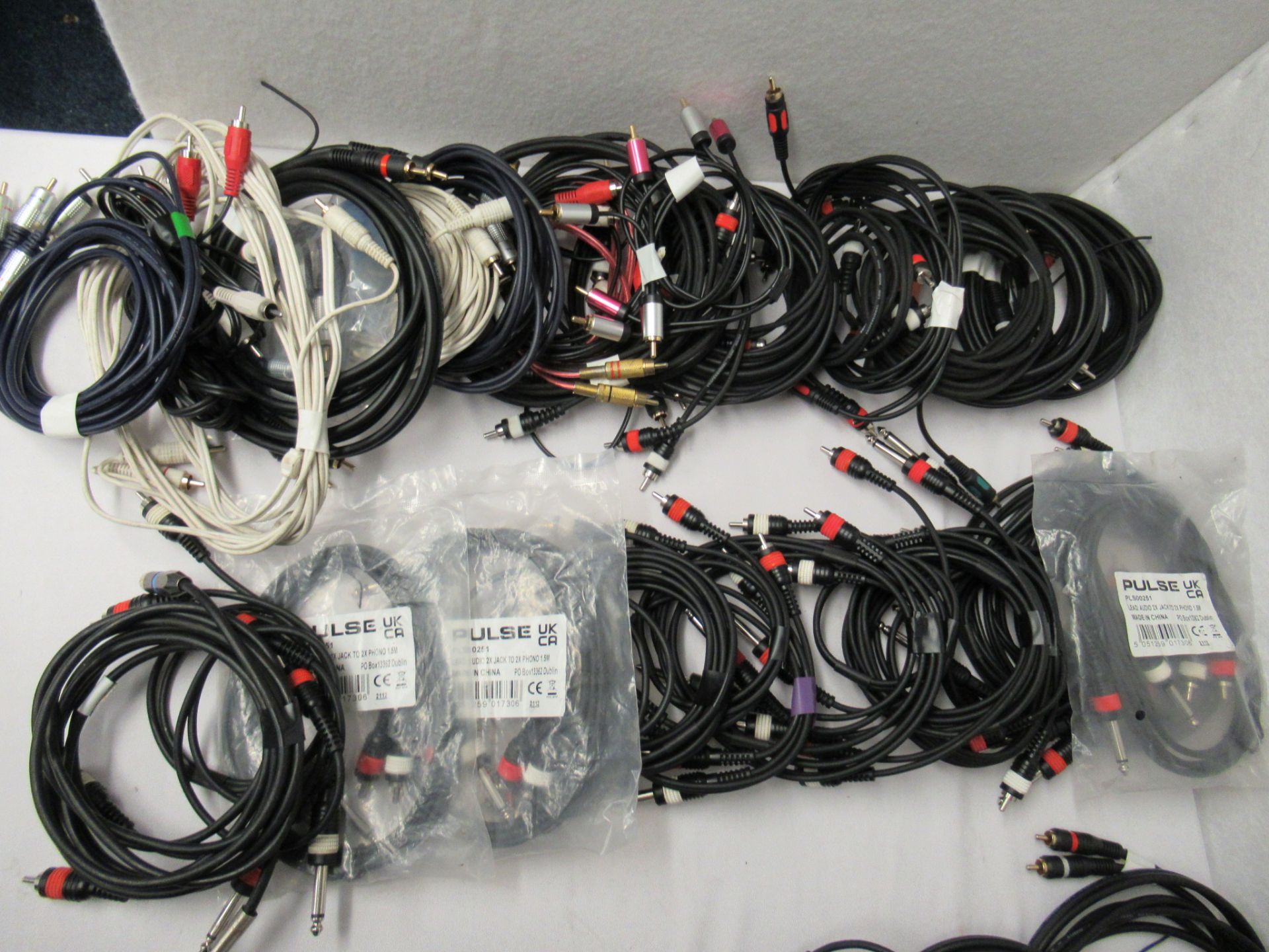 Quantity of RCA to RCA, RCA to 1/4" jack and RCA to XLR cables - Image 2 of 6