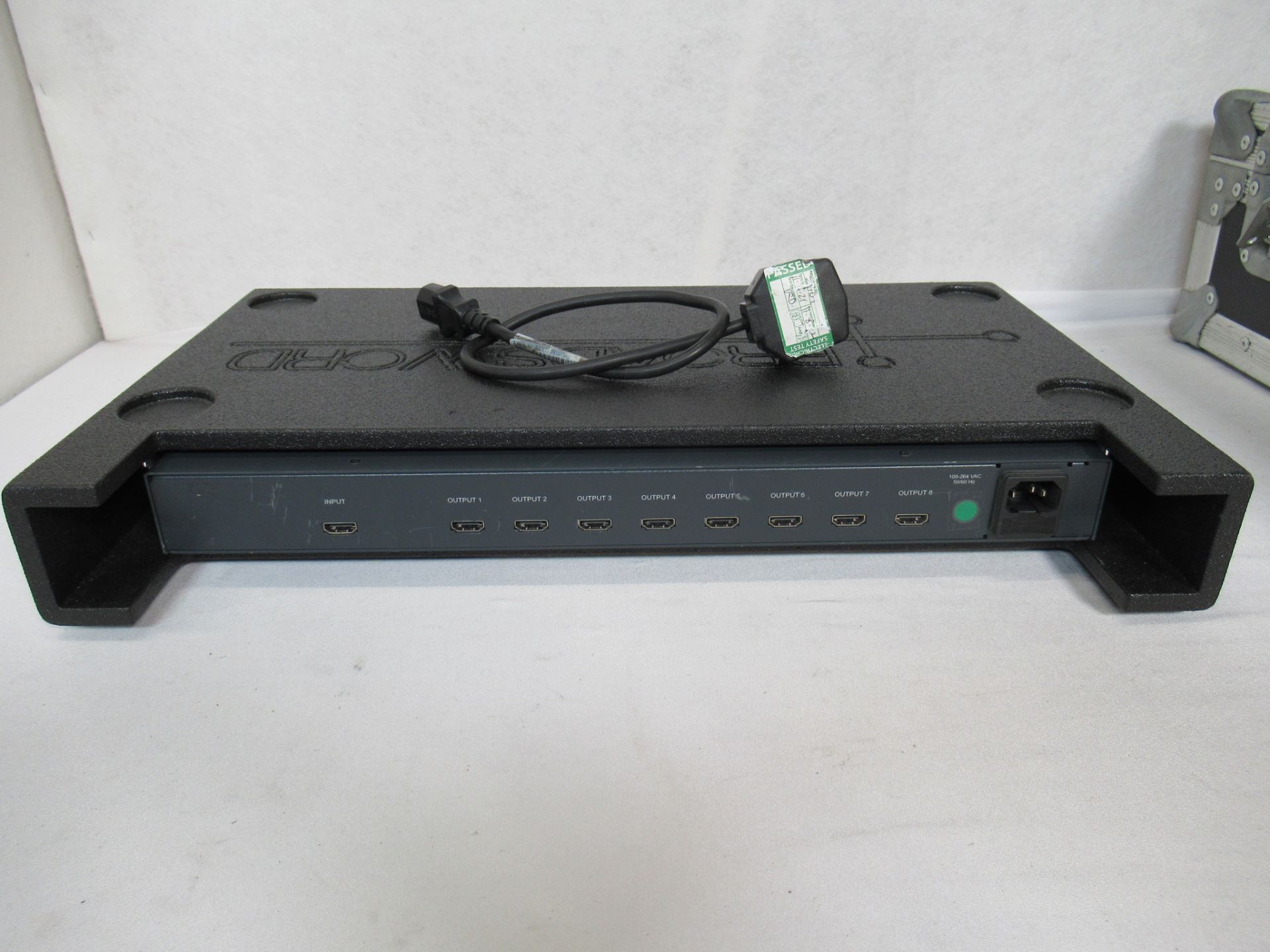 Kramer VM-8H 1:8 HDMI distribution amplifier - Image 6 of 11