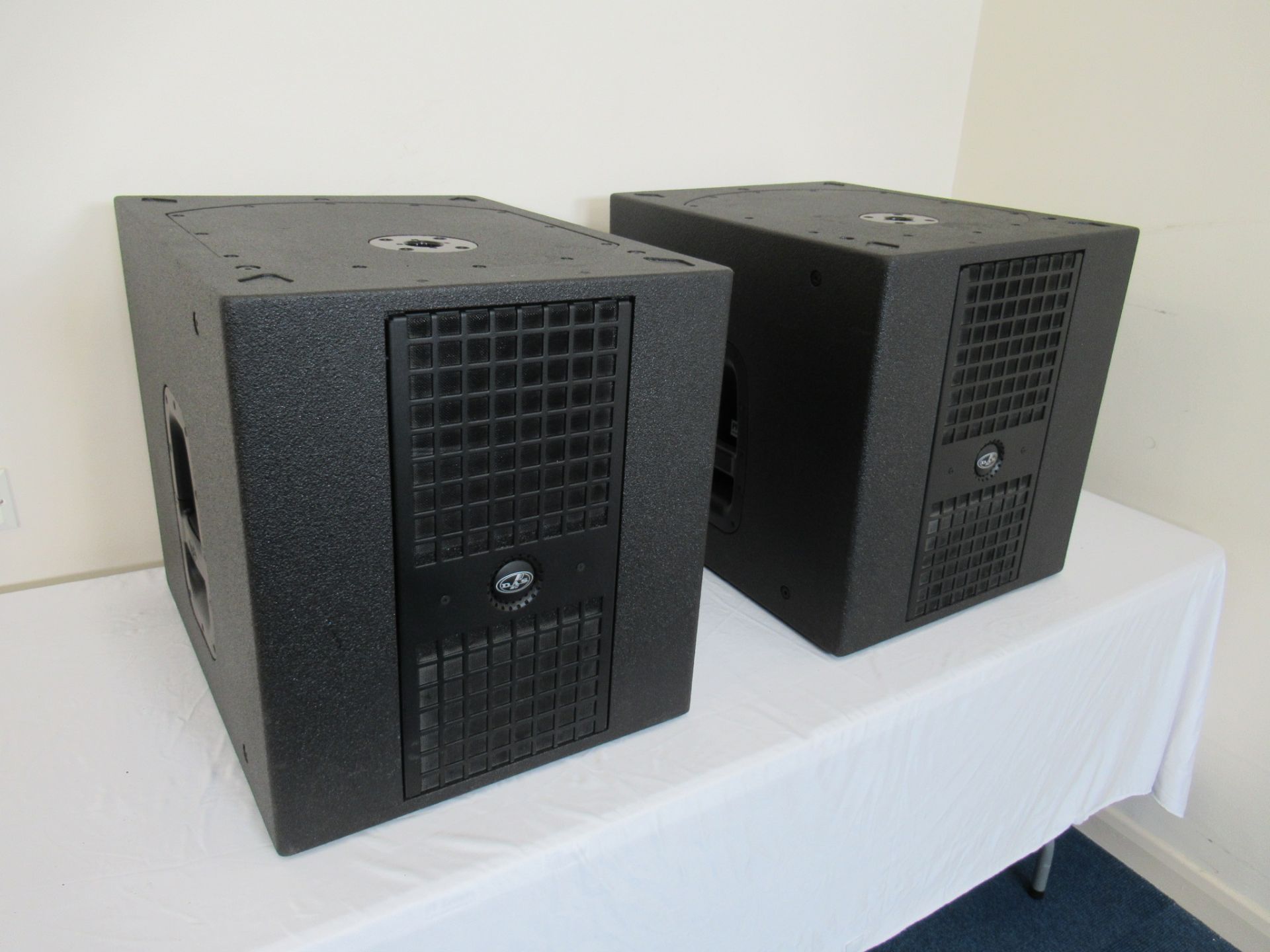 (2) DAS Audio Artec-S15 Black Subwoofers
