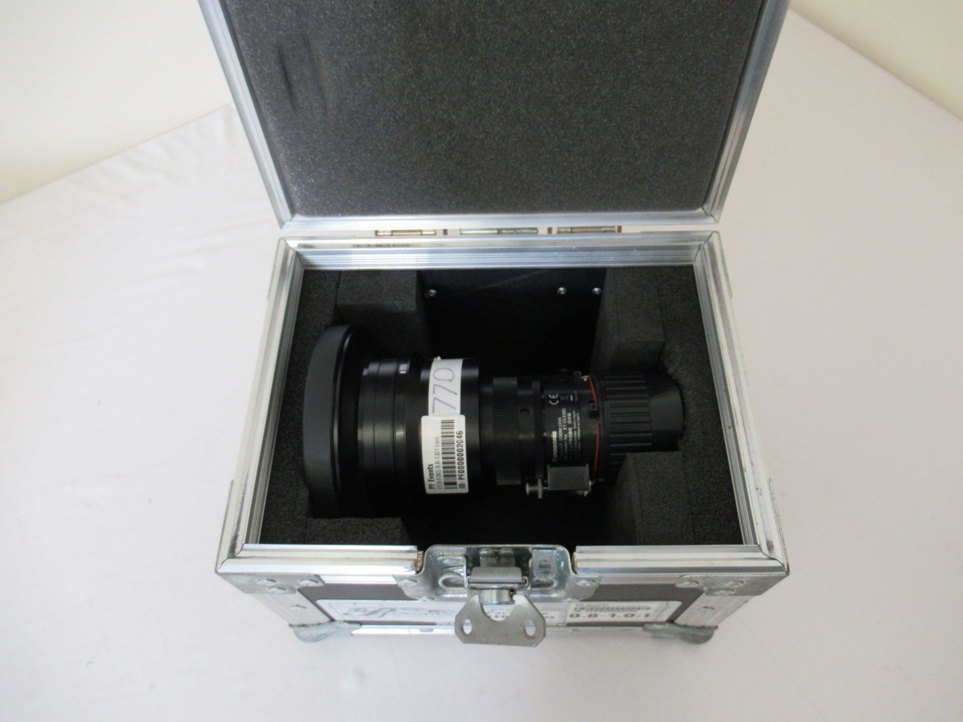 Panasonic ET-DLE085 digital light processing projection zoom lens 0.8-1.0:1 - Image 9 of 11