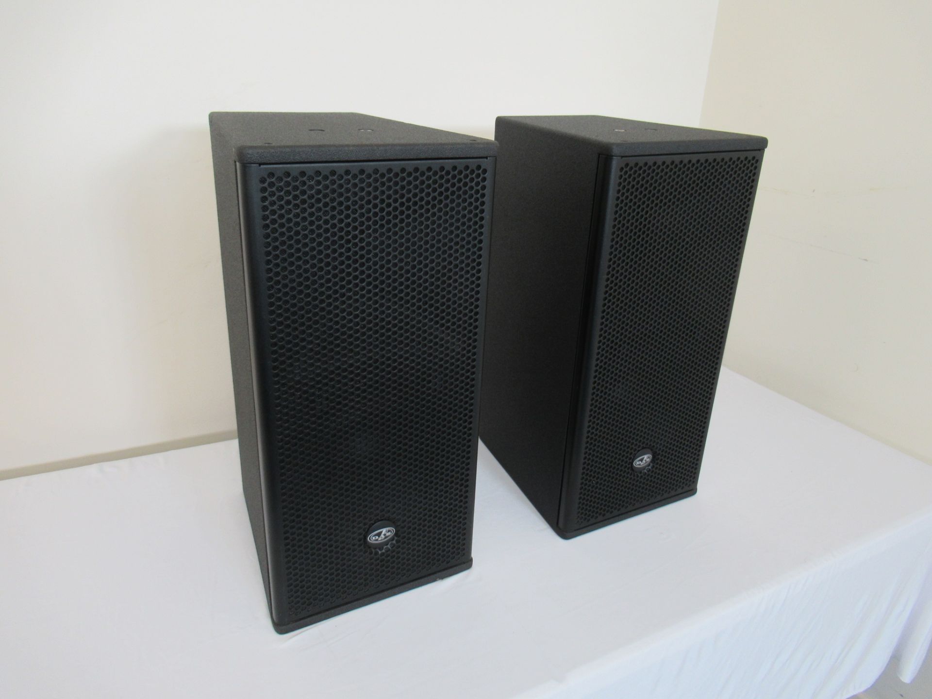 (2) DAS Audio Artec-510 Black Speakers