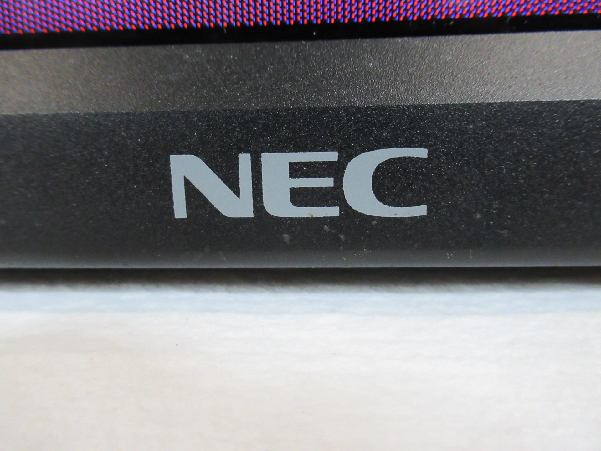 (2) NEC MultiSync V801 V Series - 80" LED-backlit LCD displays - Image 2 of 22
